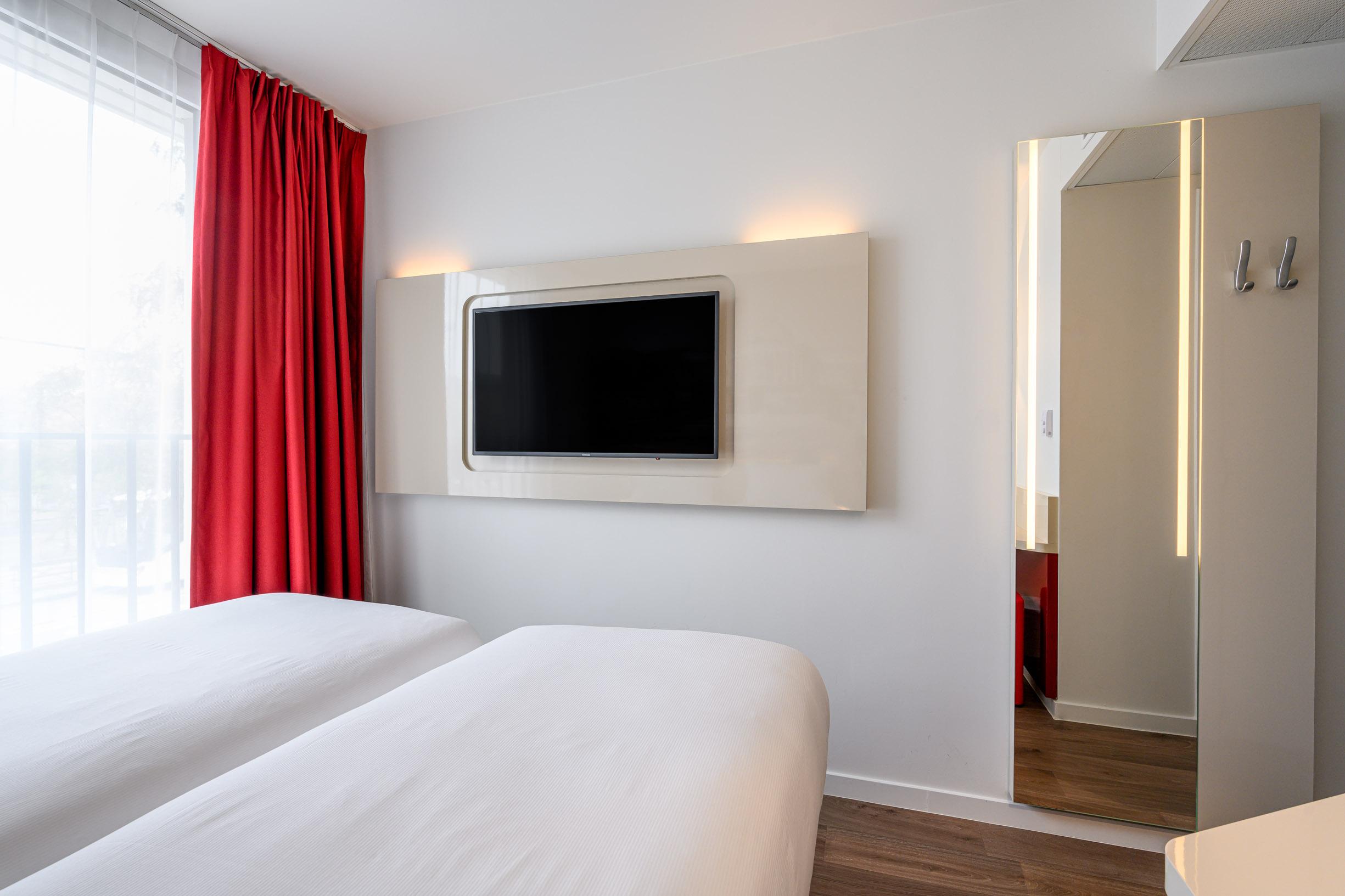 B&B Hotel Brussels Centre Gare Du Midi Saint-Gilles Exterior photo