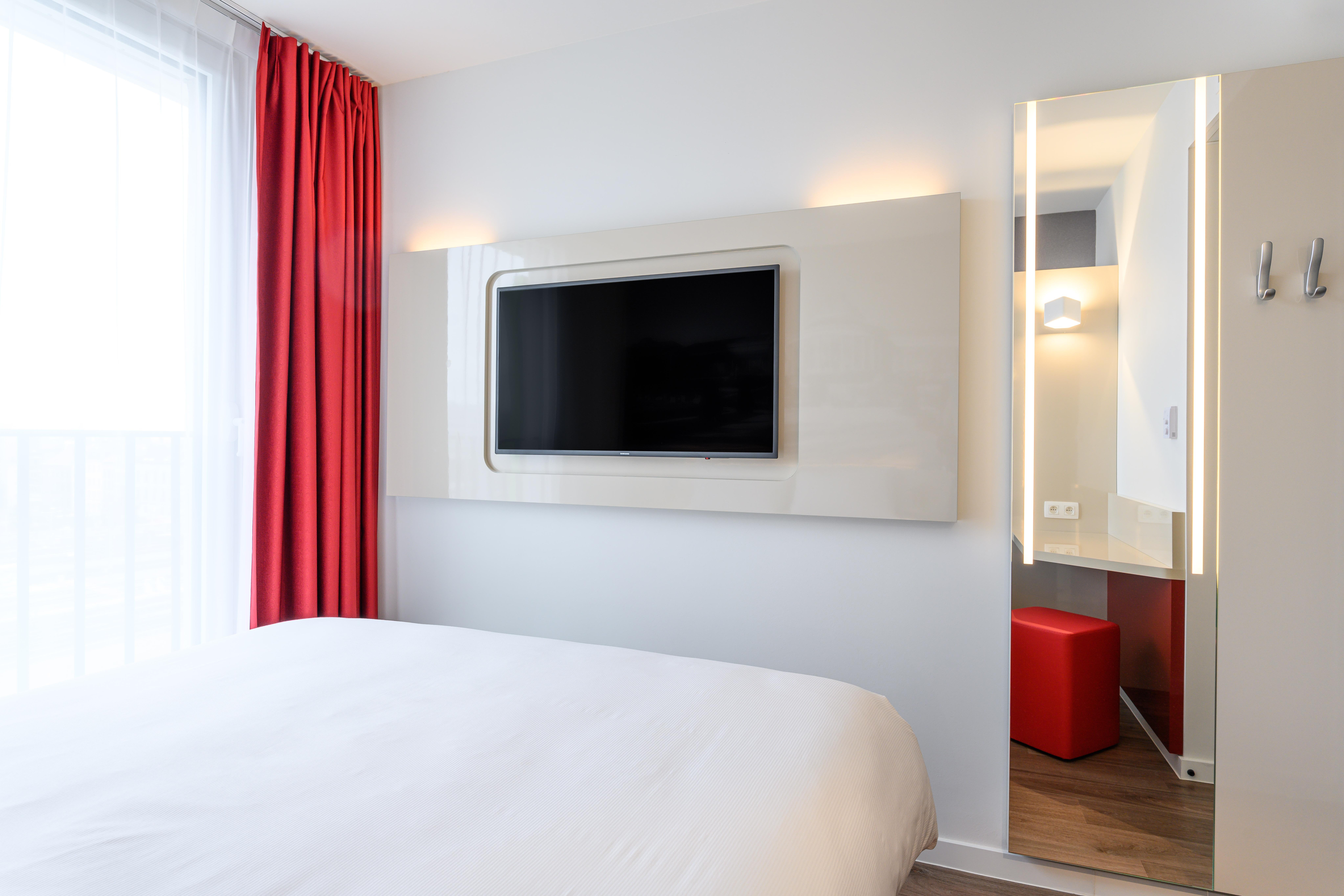 B&B Hotel Brussels Centre Gare Du Midi Saint-Gilles Exterior photo